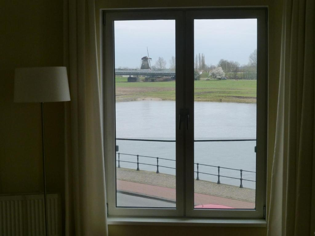 Hotel De Vischpoorte, Hartje Deventer En Aan De Ijssel Room photo